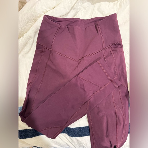 Lululemon all the right places burgundy legging SIZE 8 - Picture 3 of 3